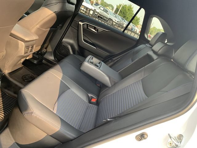 Used 2023 Toyota RAV4 XSE AWD/4WD image 10