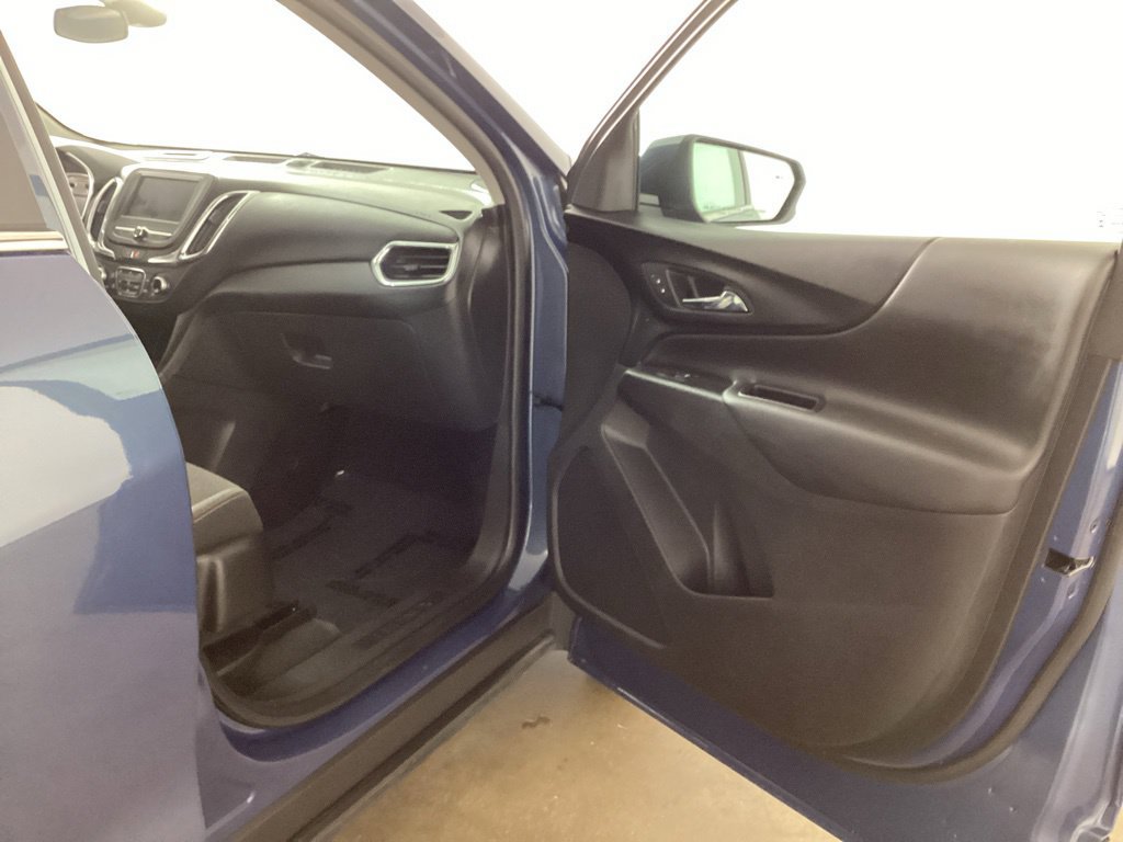 Used 2024 Chevrolet Equinox LT FWD image 23
