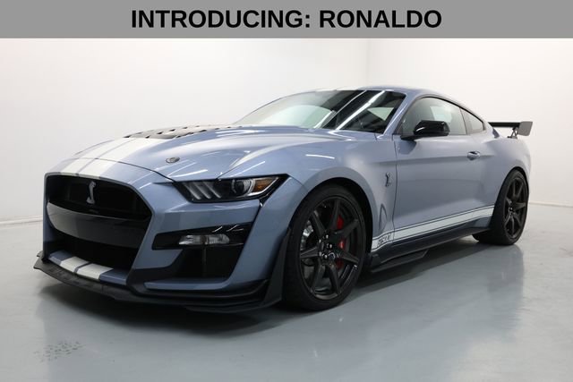 Used 2022 Ford Mustang Shelby GT500 w/ Carbon Fiber Track Pack image 2