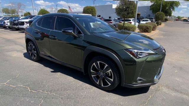 Used 2021 Lexus UX 250h image 2