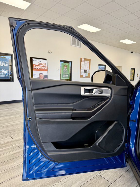 Used 2020 Ford Explorer Limited AWD/4WD image 15
