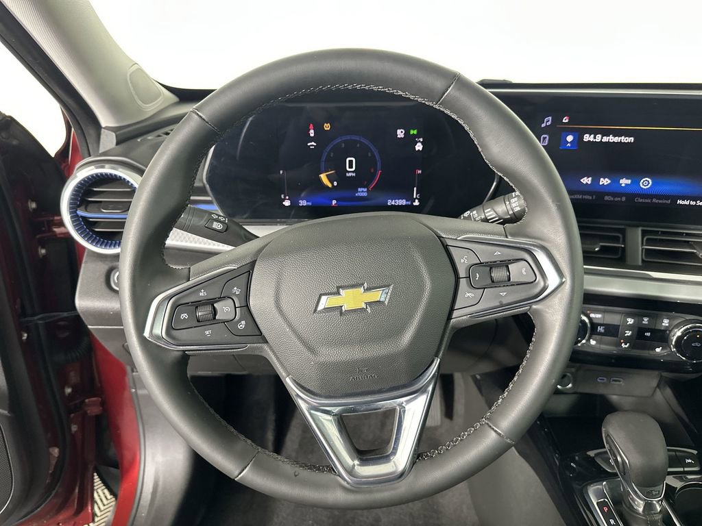 Certified 2024 Chevrolet Trax LT w/ Driver Confidence Package image 14