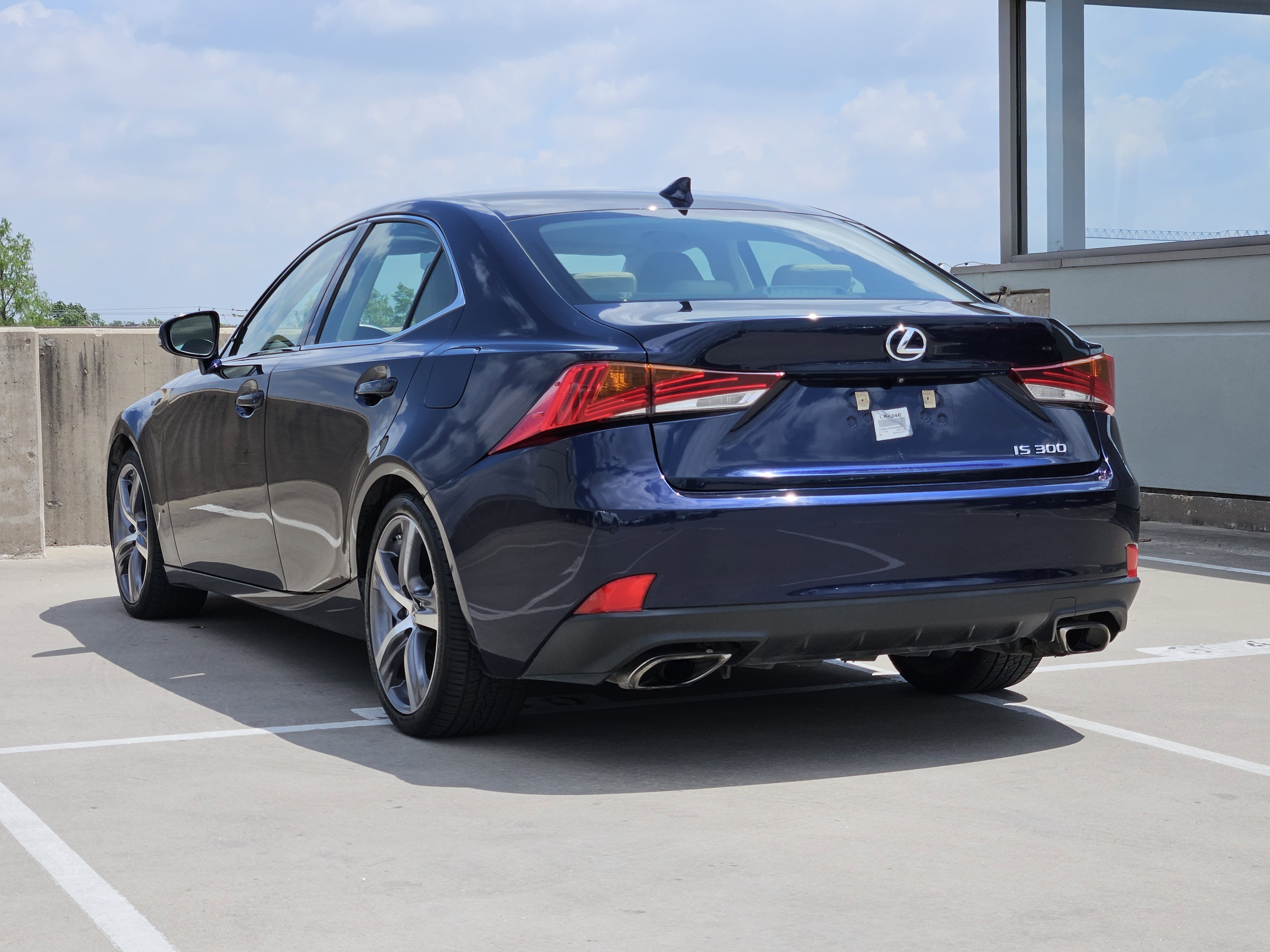 Used 2018 Lexus IS 300 w/ Comfort Package RWD image 3