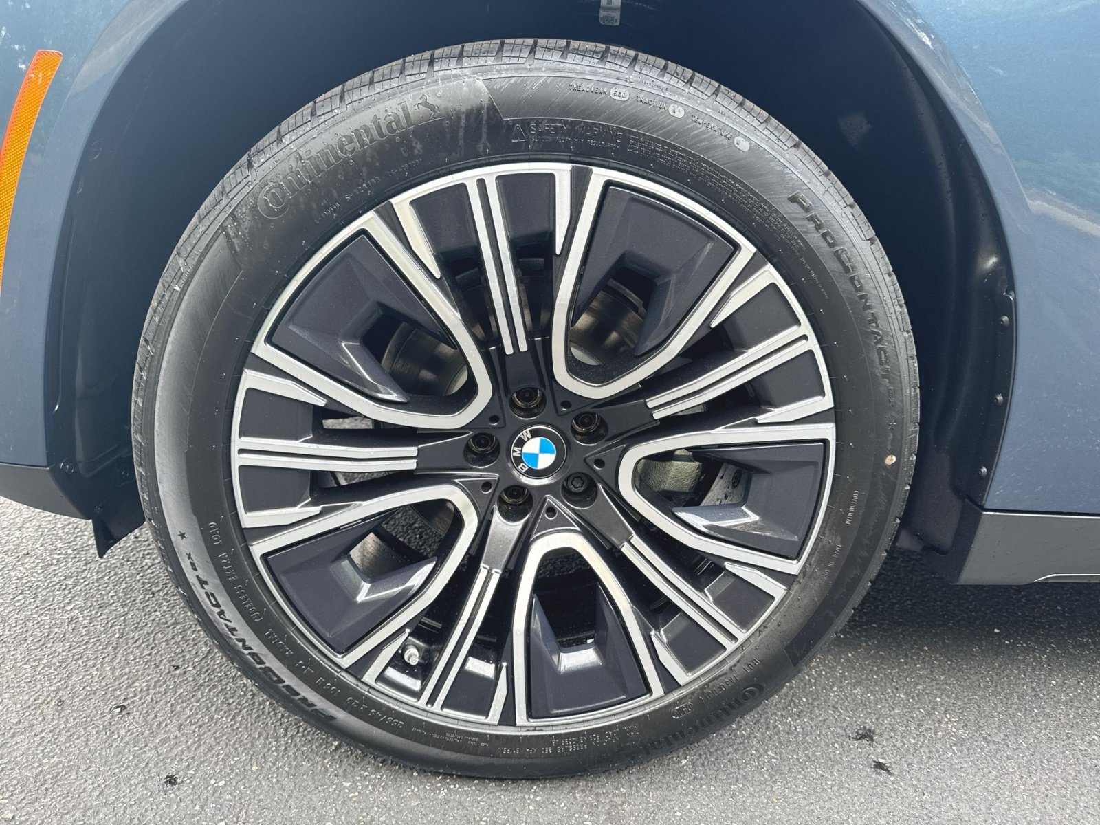New 2026 BMW X3 xDrive30i w/ Premium Package AWD/4WD image 7