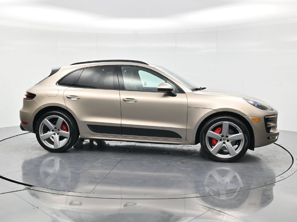 Used 2017 Porsche Macan GTS AWD/4WD image 4