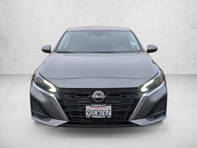 Used 2023 Nissan Altima 2.5 S image 2