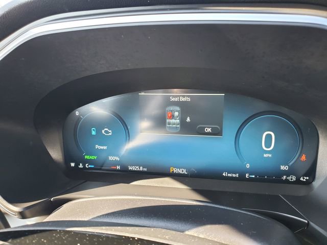 Used 2024 Ford Escape Platinum w/ Premium Technology Package image 17