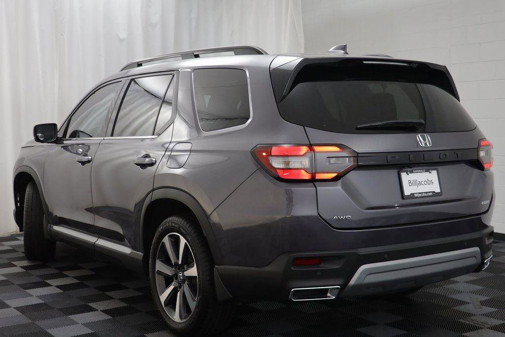 Used 2023 Honda Pilot Elite image 16
