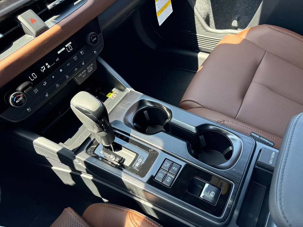 New 2026 Subaru Outback Touring XT AWD/4WD image 17