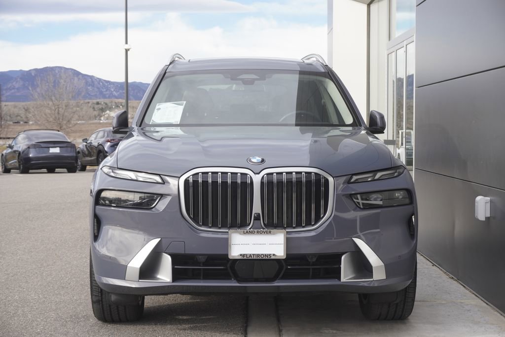 Used 2023 BMW X7 xDrive40i w/ Premium Package image 5