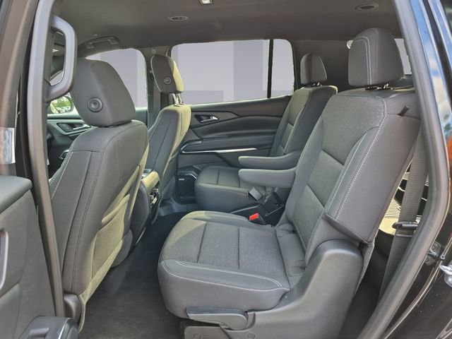 Used 2026 Chevrolet Traverse LT w/ Enhanced Driving Package AWD/4WD image 16