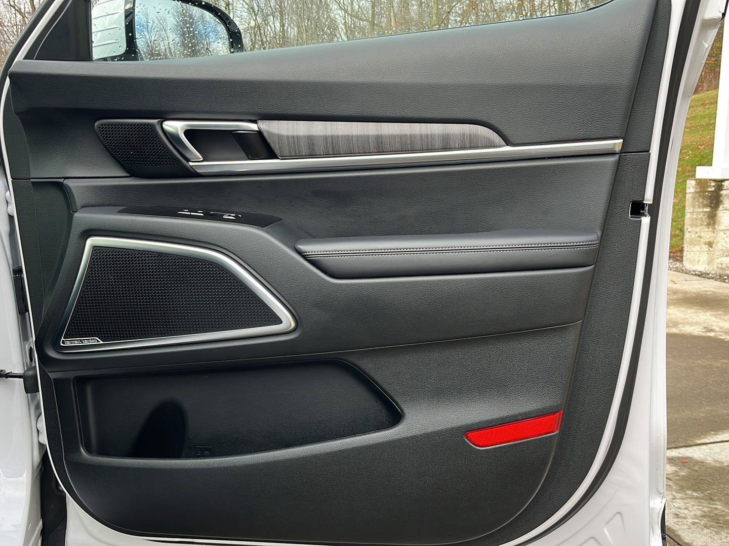 Used 2024 Kia Telluride SX image 23