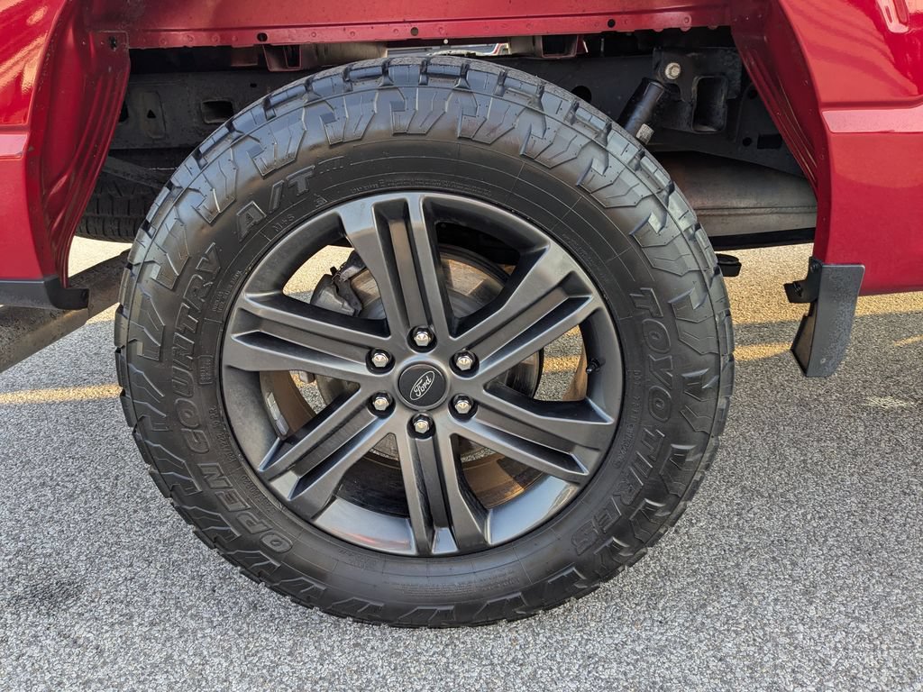 Used 2022 Ford F150 XLT w/ Equipment Group 302A High AWD/4WD image 17