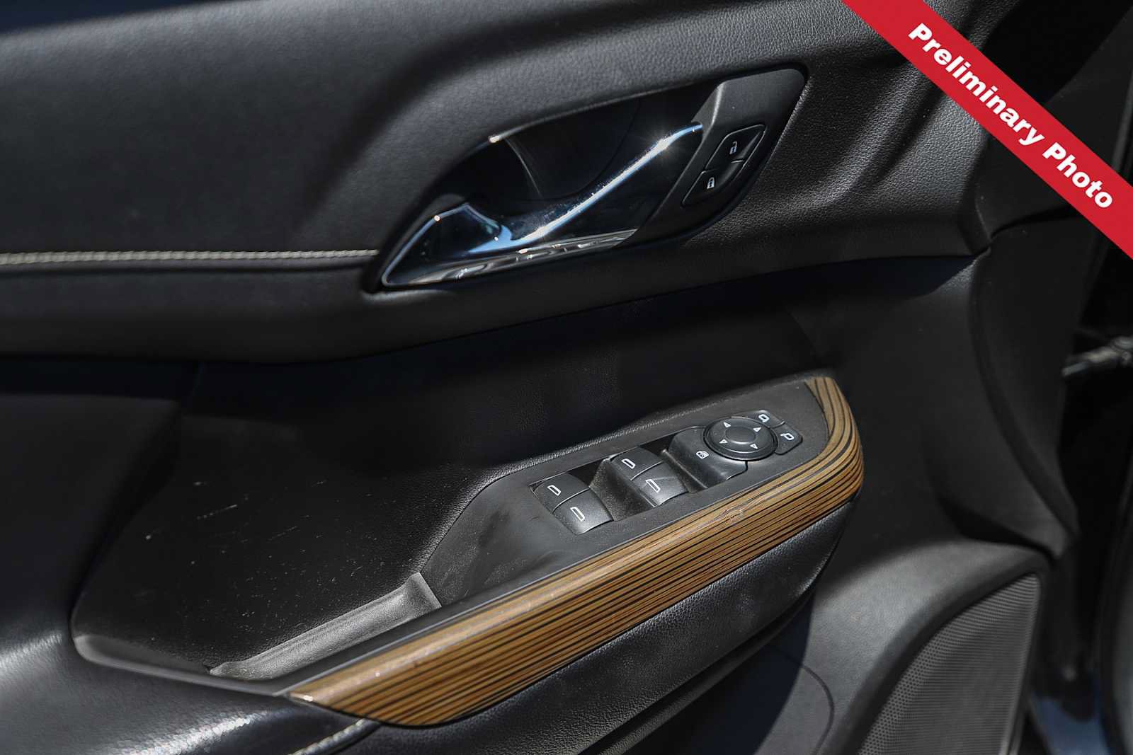 Used 2019 GMC Acadia SLE FWD image 15