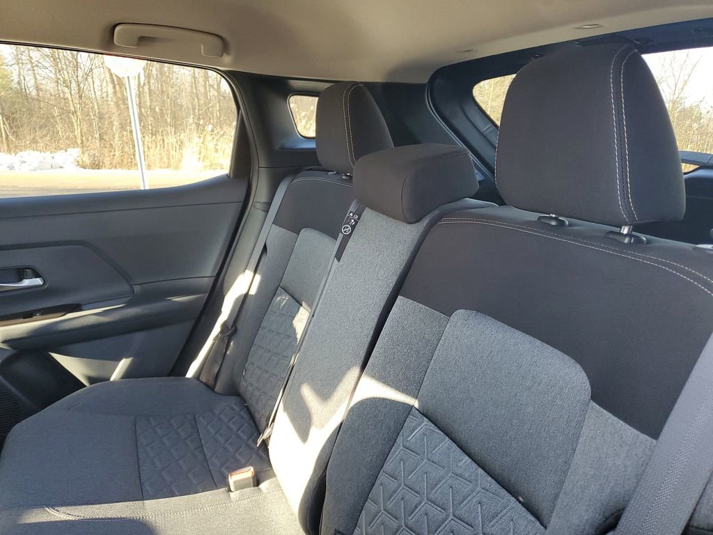 New 2026 Nissan Kicks SV w/ Cold Weather Package AWD/4WD image 24