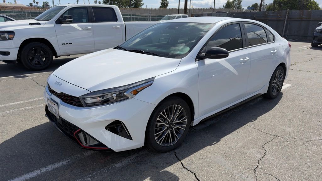 Used 2024 Kia Forte GT-Line FWD image 3