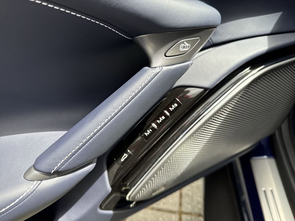 Used 2023 Ferrari Roma image 13