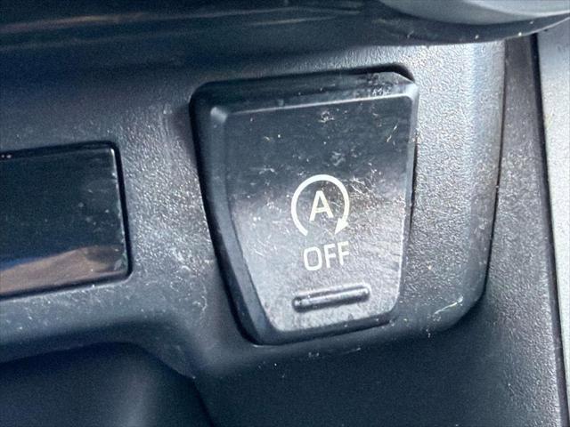 Certified 2022 Toyota RAV4 XLE Premium FWD image 22