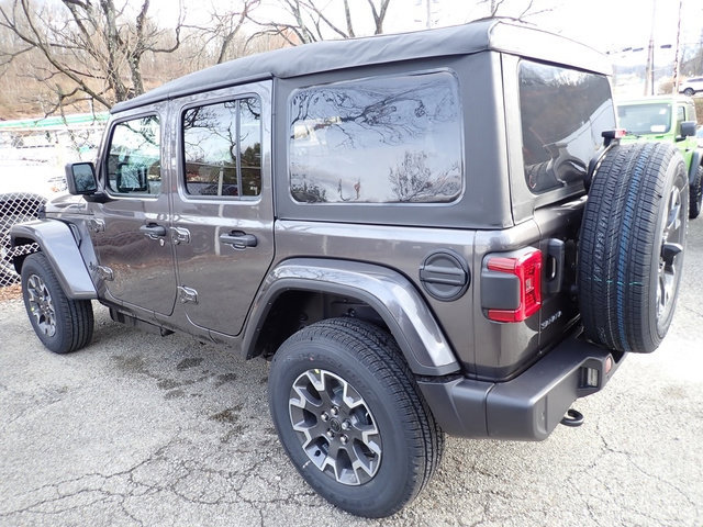 New 2026 Jeep Wrangler Unlimited Sahara w/ Safety Group AWD/4WD image 3