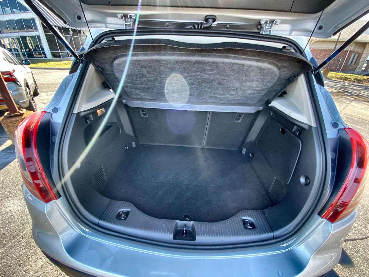 Certified 2022 Buick Encore Preferred w/ Safety Package image 25