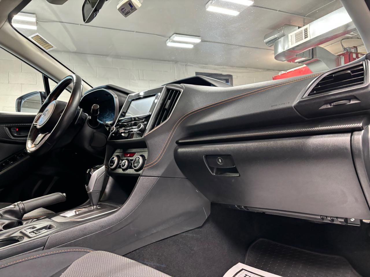 Used 2022 Subaru Crosstrek 2.0i Premium w/ Moonroof Package image 10