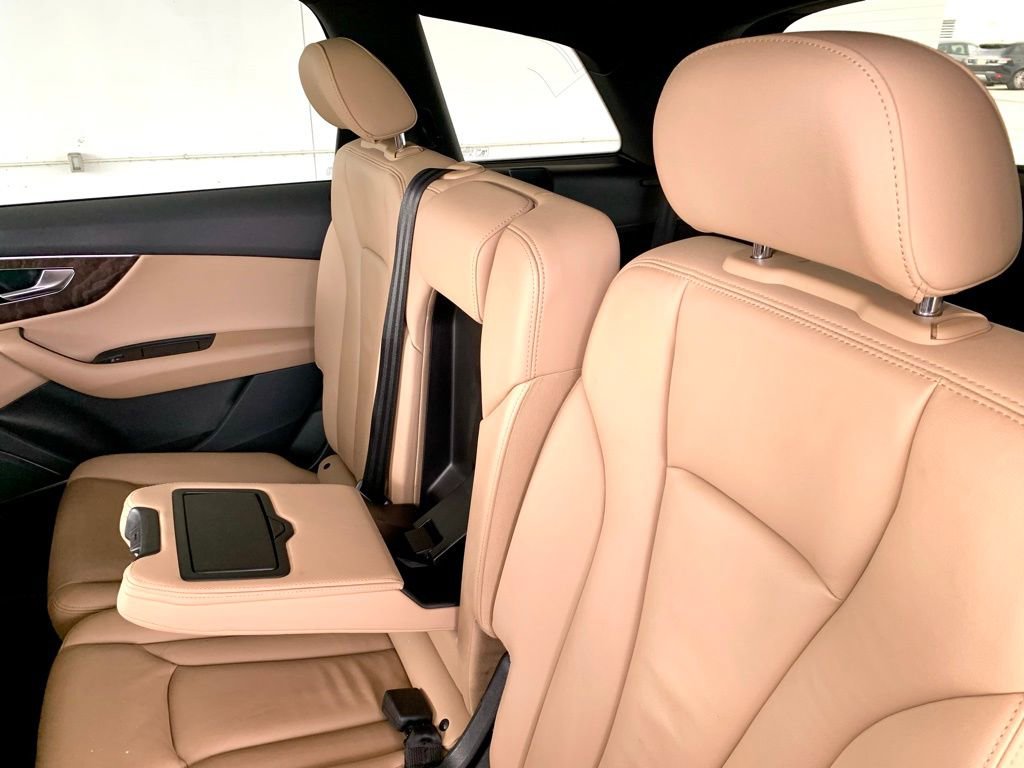 Used 2020 Audi Q7 3.0T Premium Plus image 19