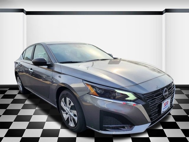 Certified 2025 Nissan Altima 2.5 S image 1