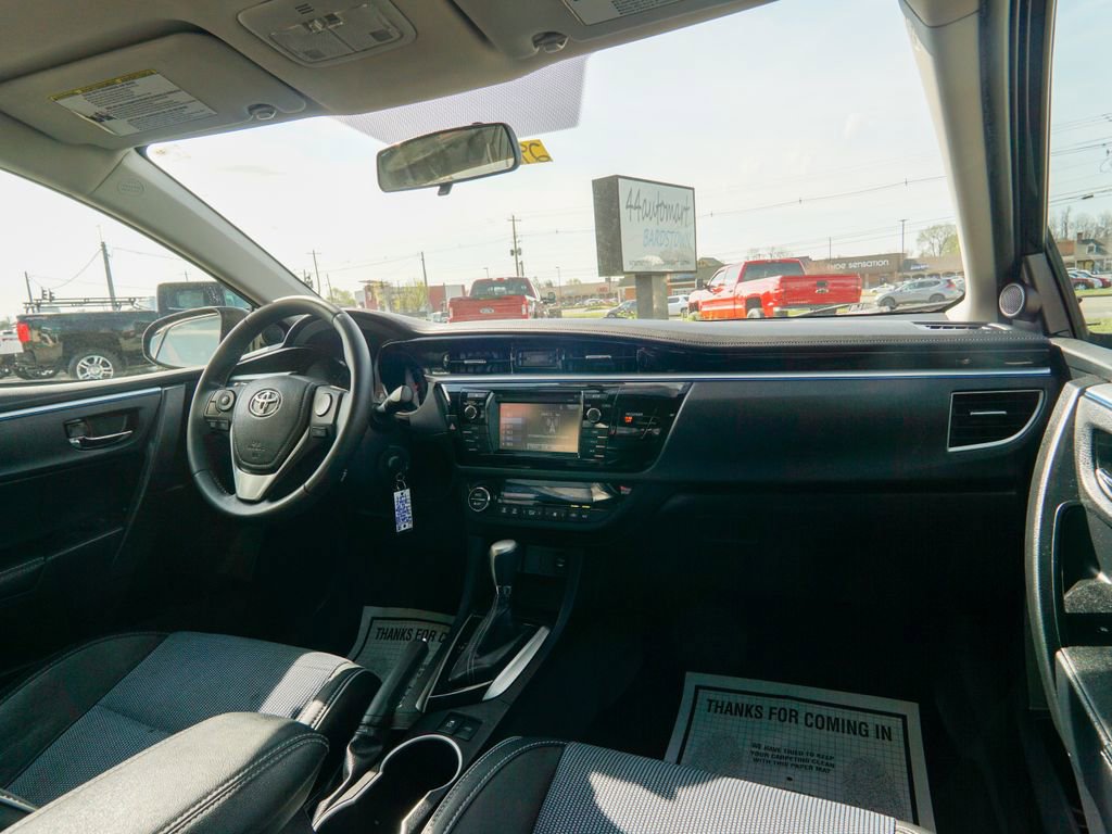 Used 2014 Toyota Corolla S FWD image 12