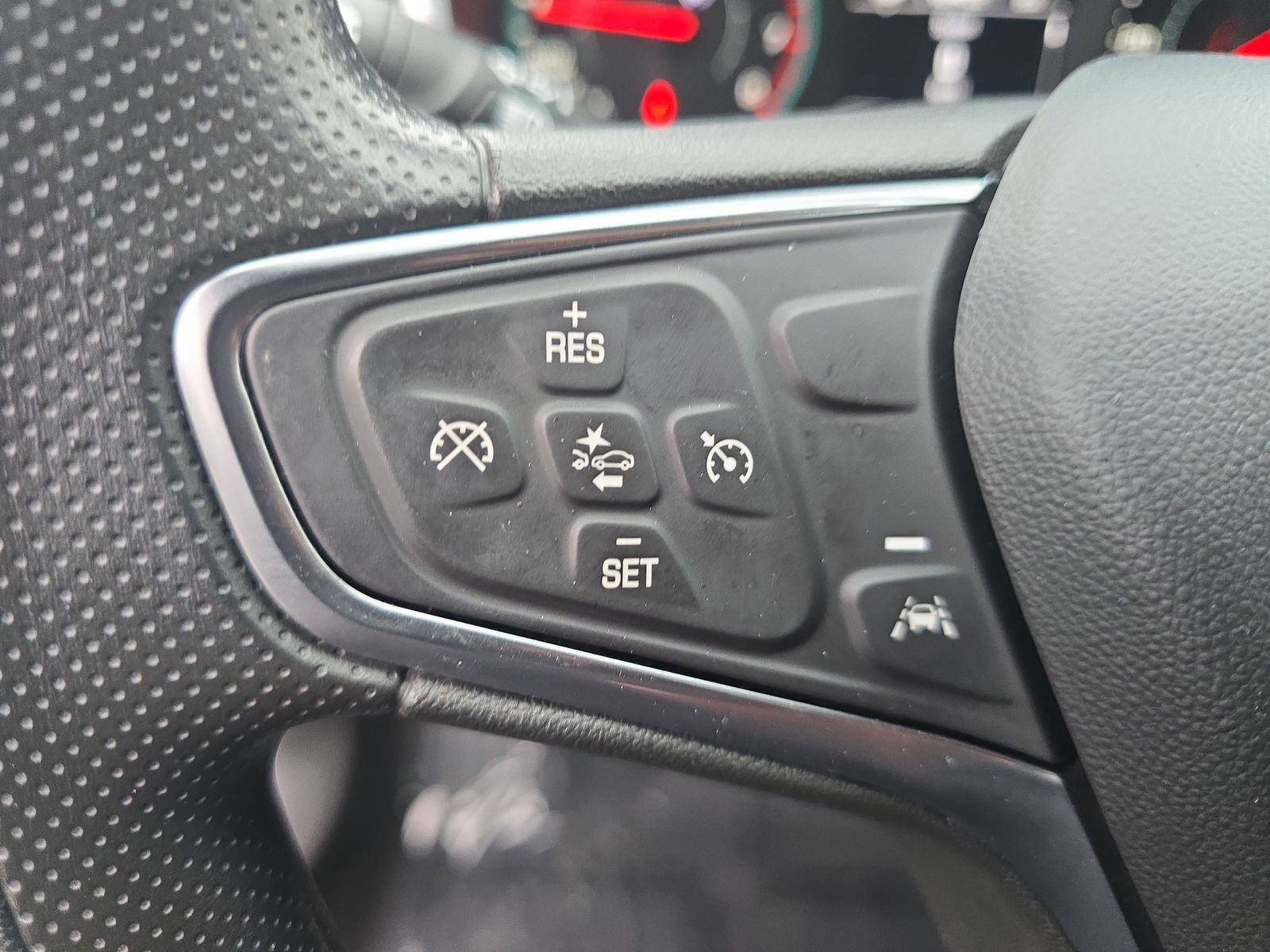 Used 2024 Chevrolet Malibu LT image 23