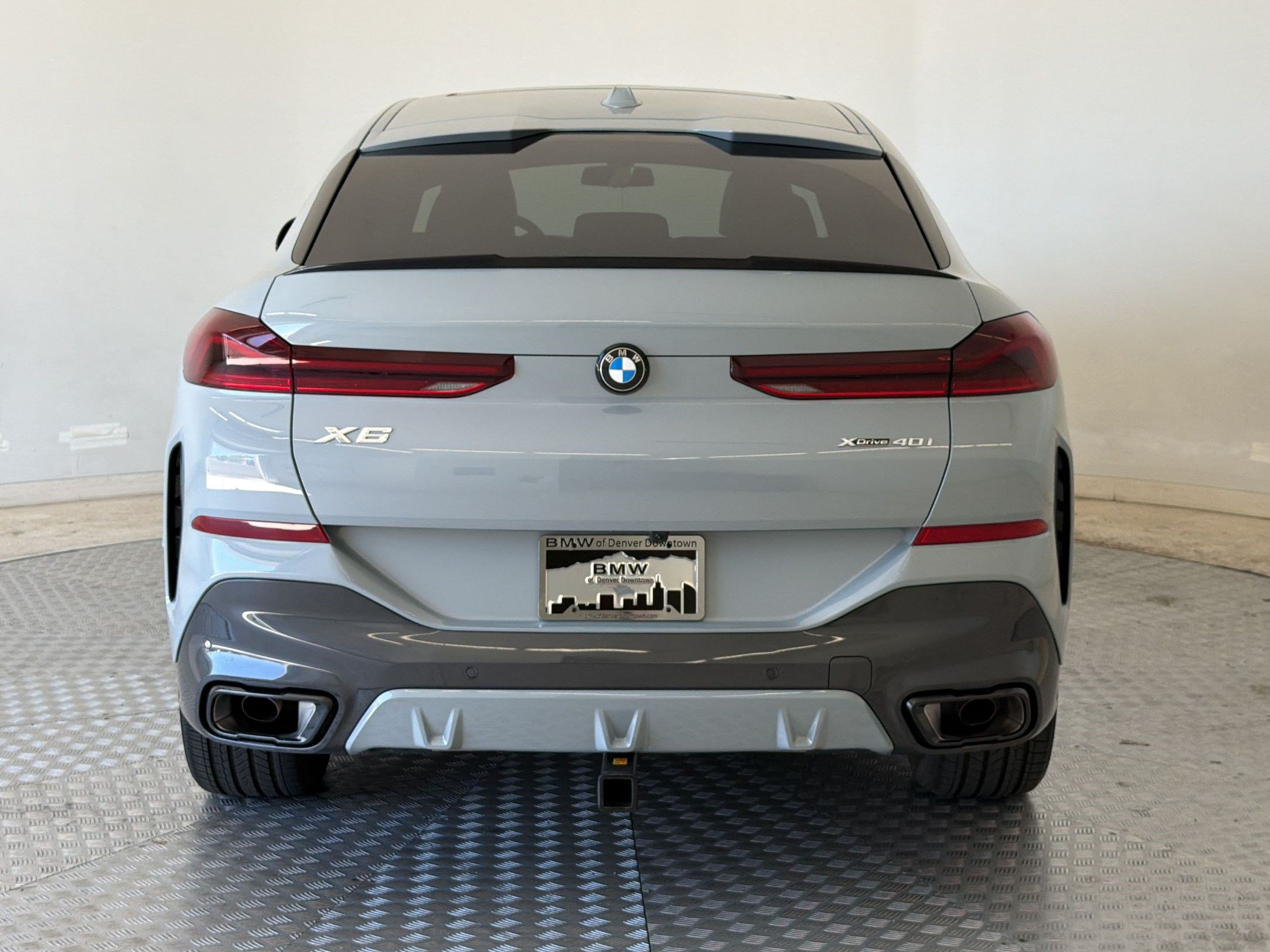 Used 2025 BMW X6 xDrive40i w/ Premium Package AWD/4WD image 10