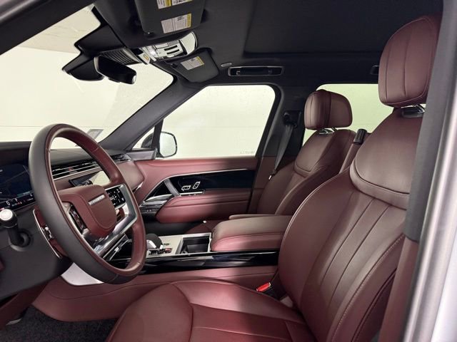 New 2025 Land Rover Range Rover SE image 17