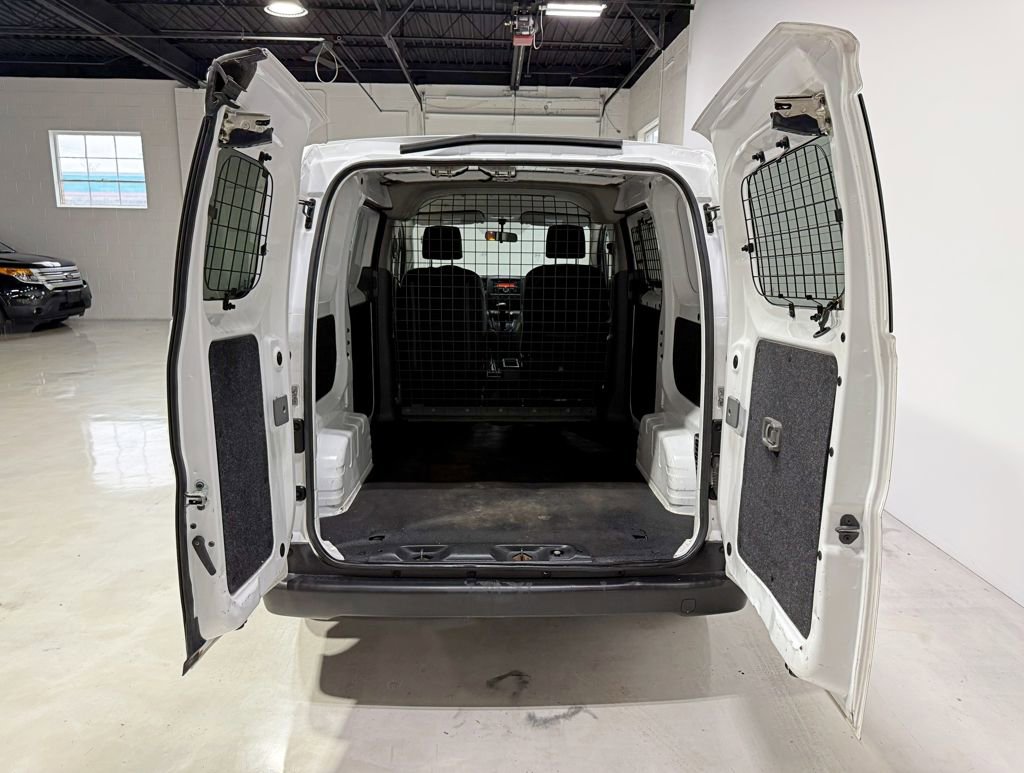 Used 2017 Chevrolet City Express LS image 23