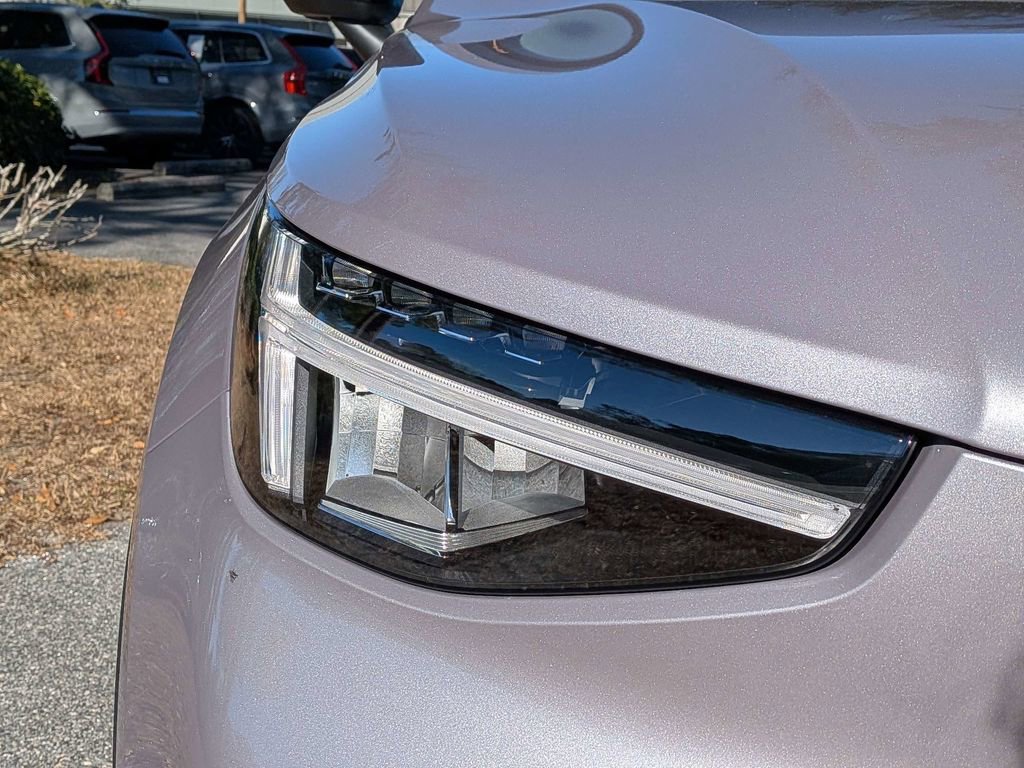 New 2026 Volvo XC40 B4 Core FWD image 9
