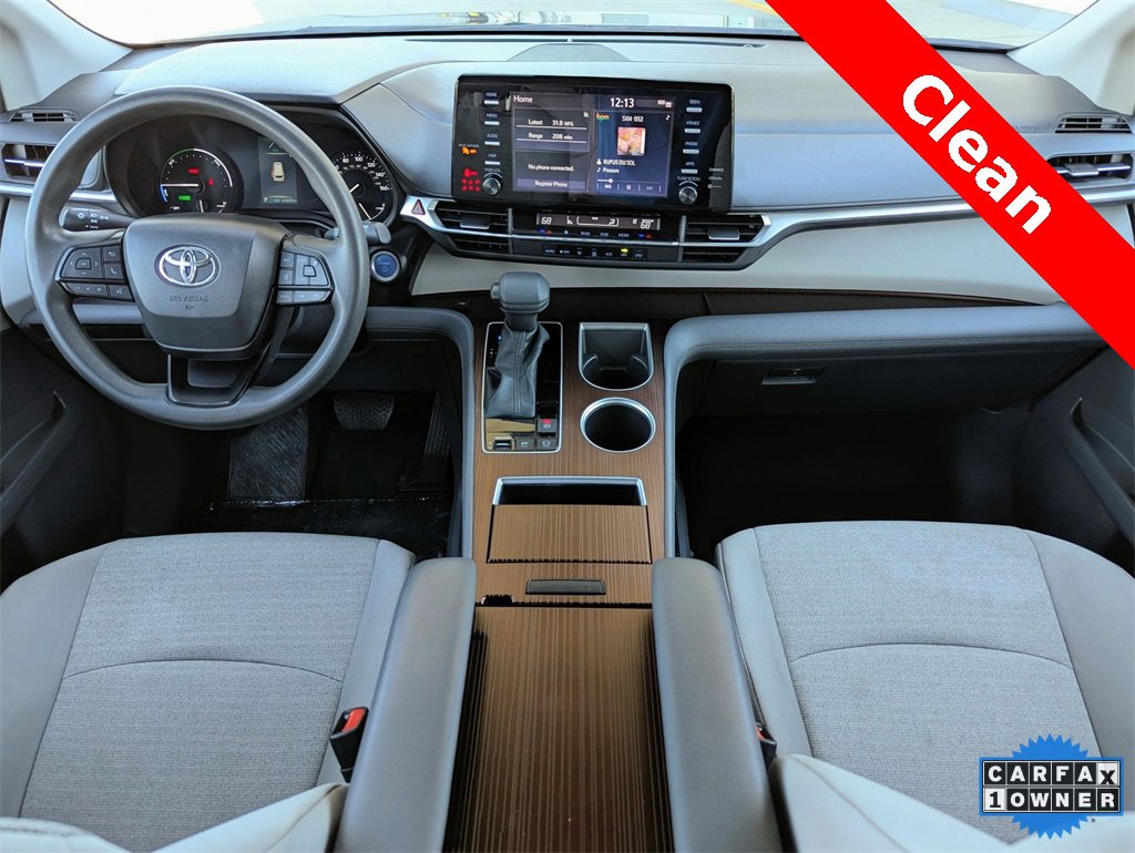 Used 2023 Toyota Sienna LE image 14