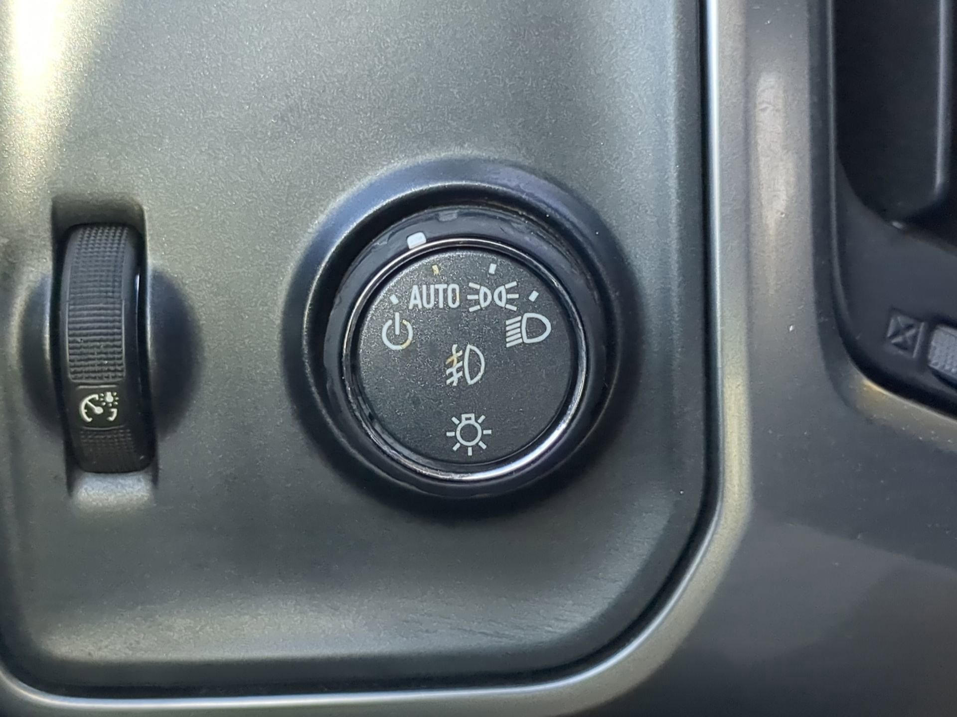 Used 2017 Chevrolet Silverado 1500 LT w/ All Star Edition image 61