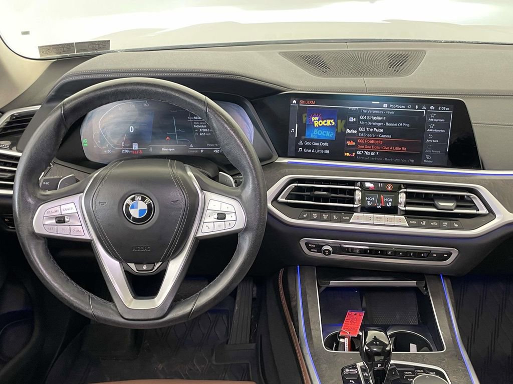 Used 2022 BMW X7 xDrive40i w/ Cold Weather Package AWD/4WD image 23