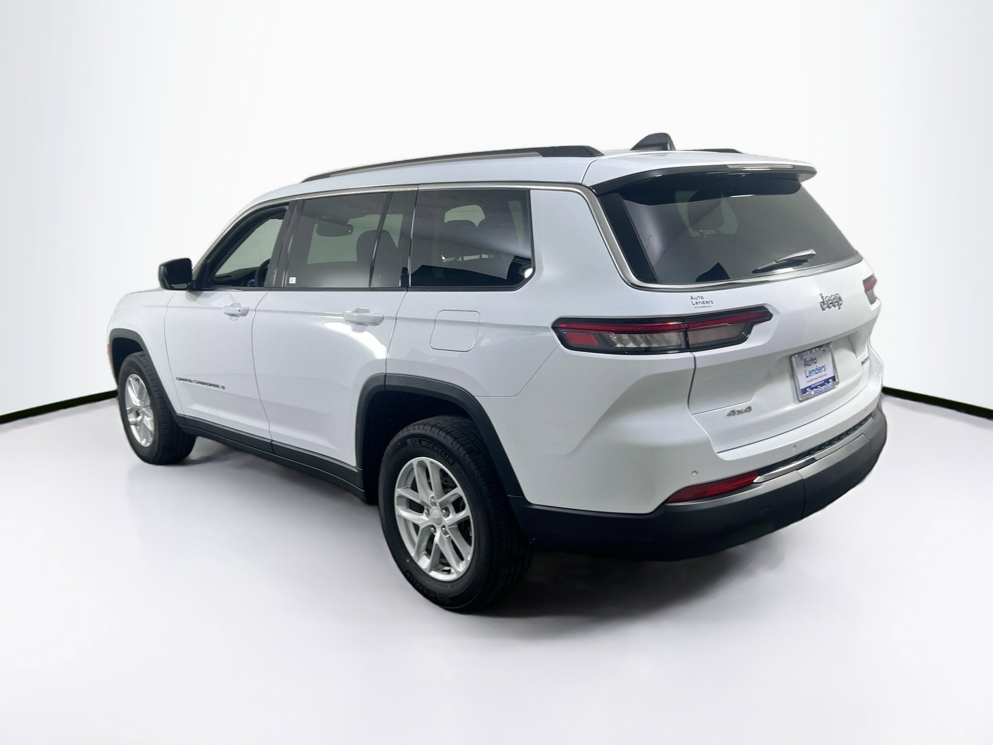 Used 2023 Jeep Grand Cherokee L Laredo w/ Luxury Tech Group I AWD/4WD image 7