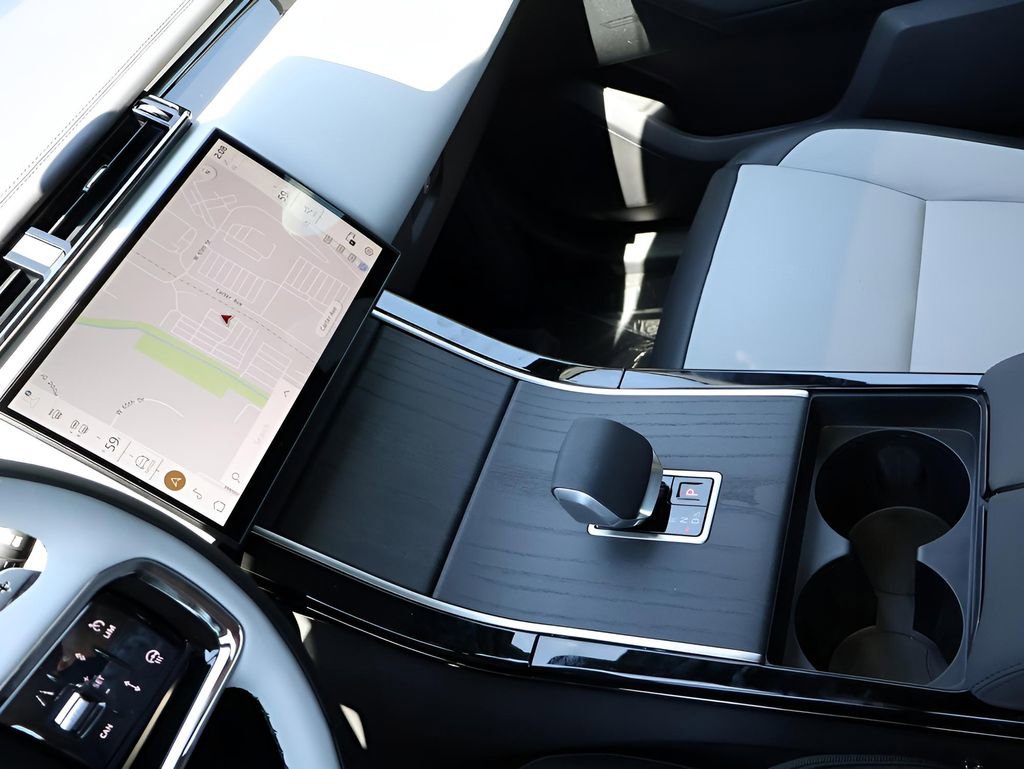 New 2026 Land Rover Range Rover Velar Dynamic SE image 21