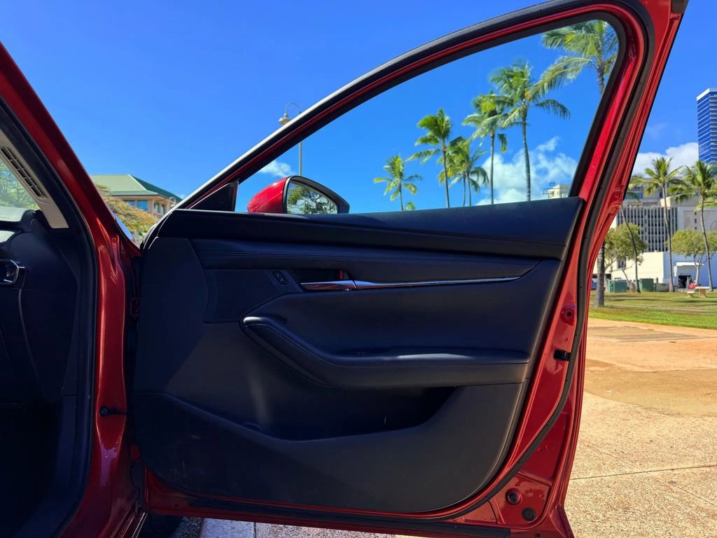 Used 2021 MAZDA MAZDA3 s image 14