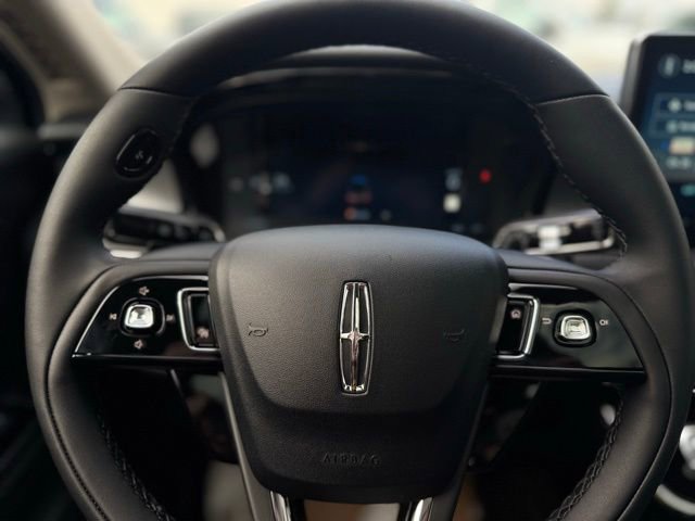 New 2026 Lincoln Corsair Premiere image 24