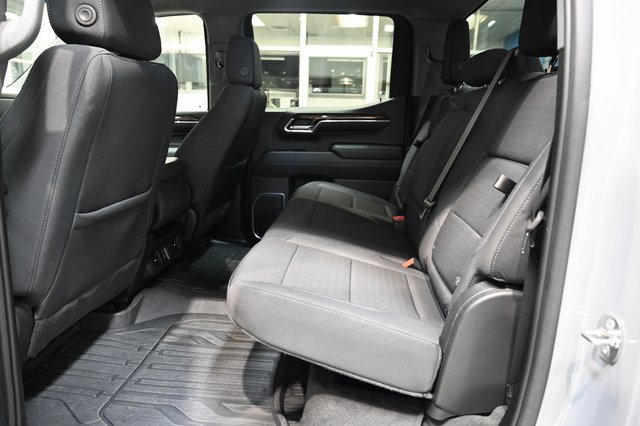 Used 2024 GMC Sierra 1500 Elevation image 12