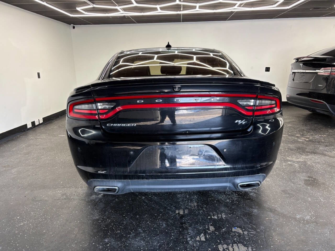 Used 2015 Dodge Charger R/T w/ Plus Group RWD image 19