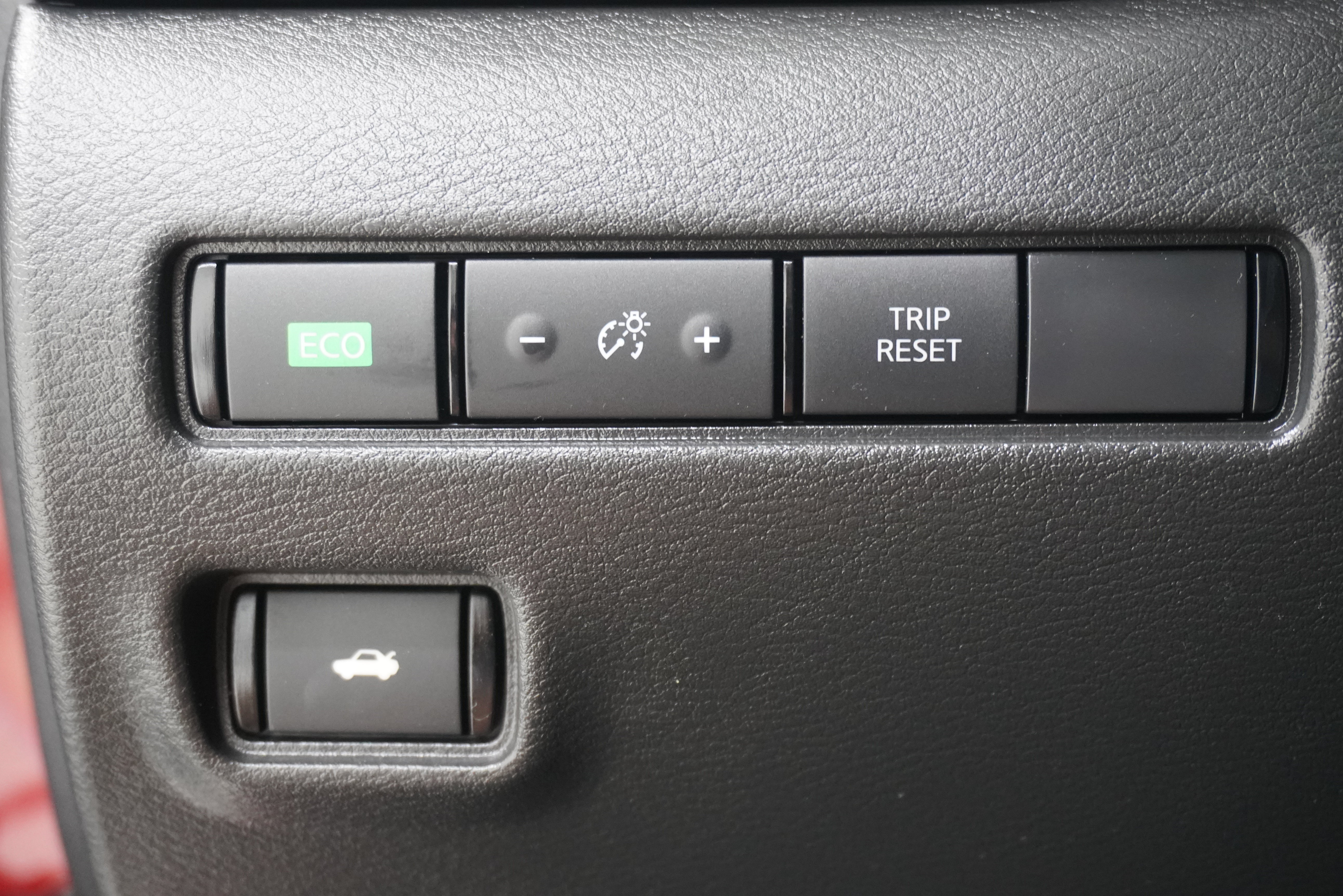 Used 2021 Nissan Sentra SR FWD image 20