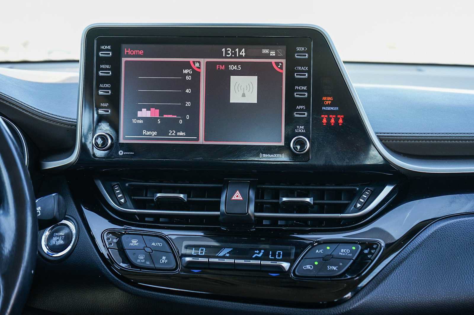 Used 2022 Toyota C-HR Limited FWD image 14
