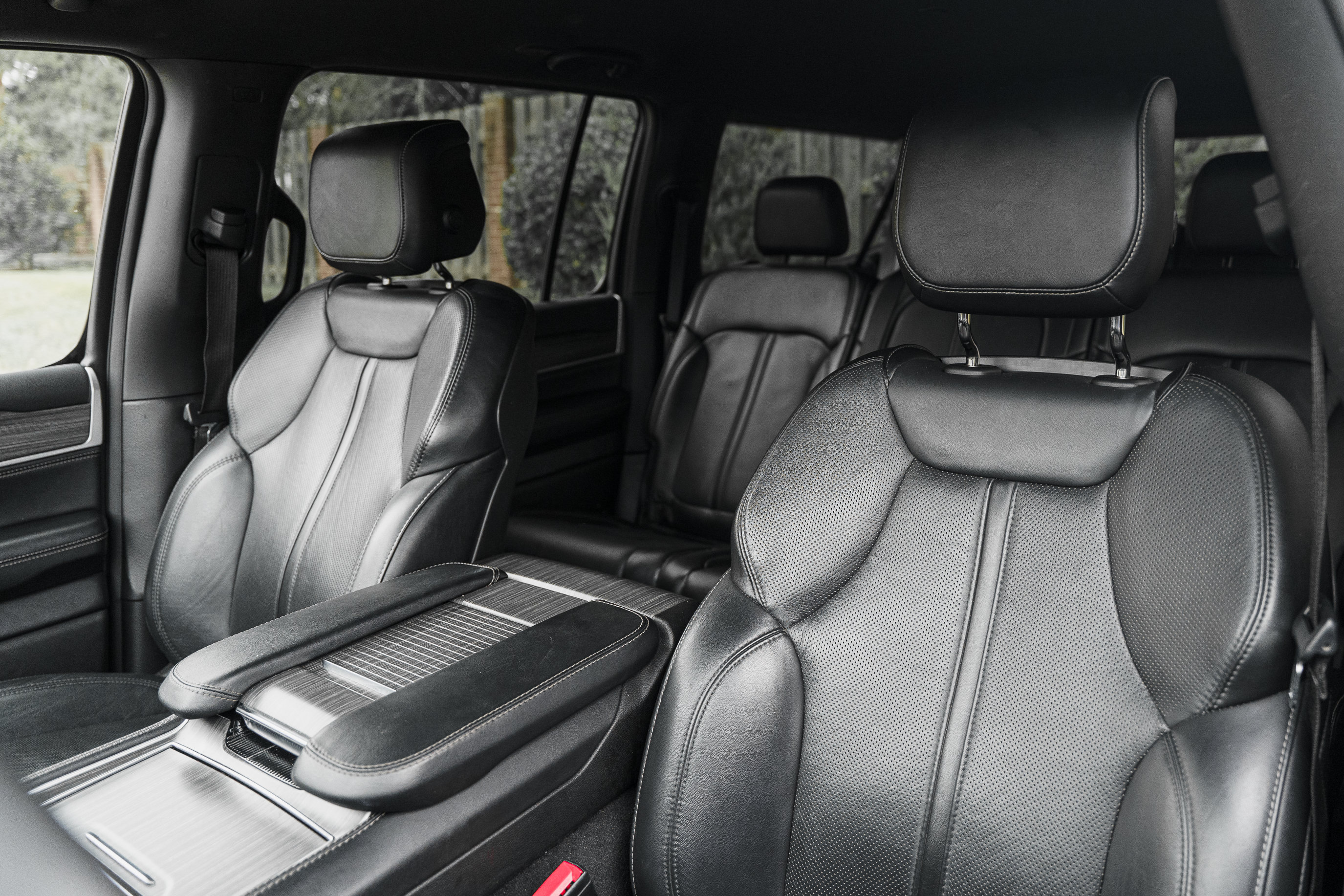 Used 2024 Jeep Wagoneer L Series II w/ Flexible Seating Group AWD/4WD image 19