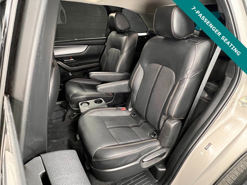 Used 2024 MAZDA CX-90 3.3 Turbo w/ Premium Package image 13