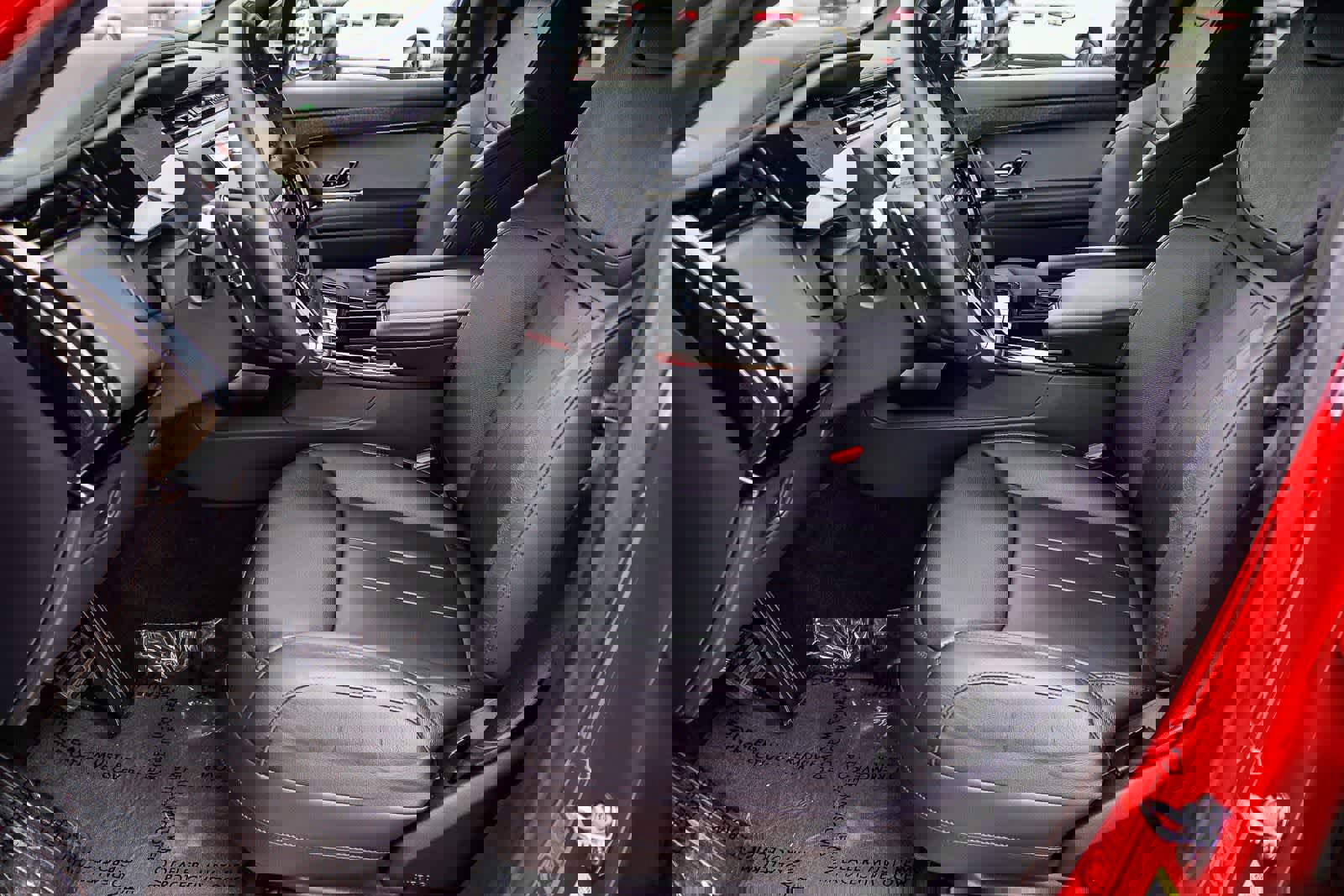 Used 2025 Land Rover Range Rover Sport image 17