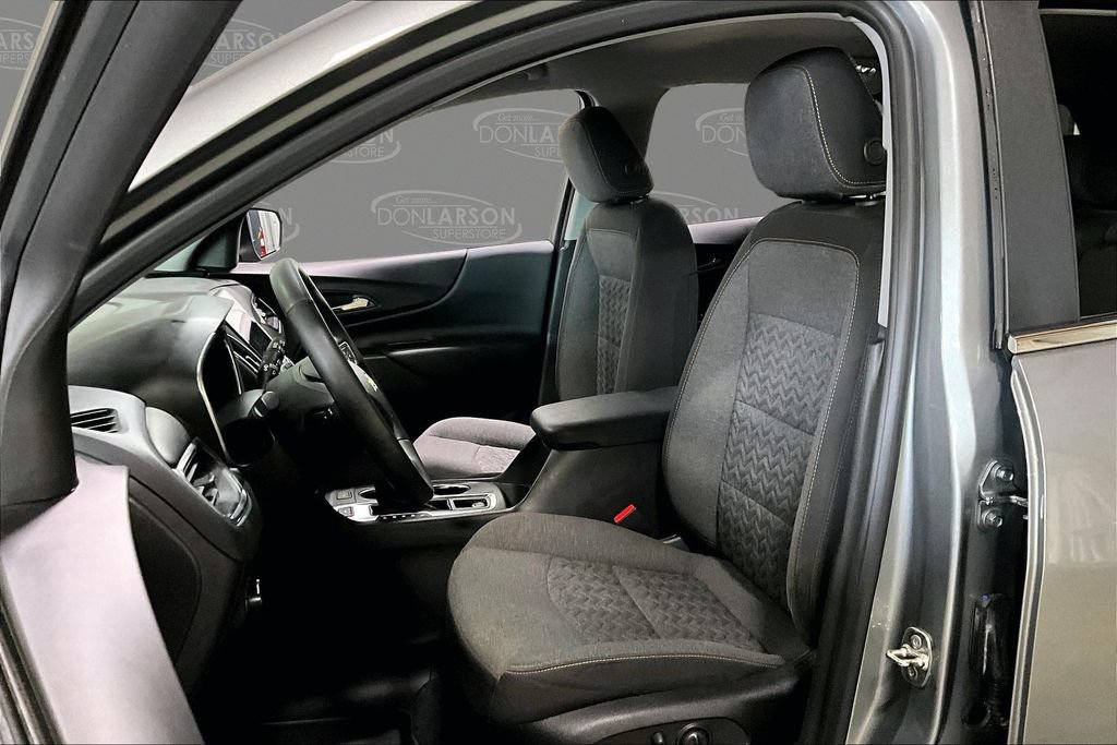 Used 2024 Chevrolet Equinox LT AWD/4WD image 16