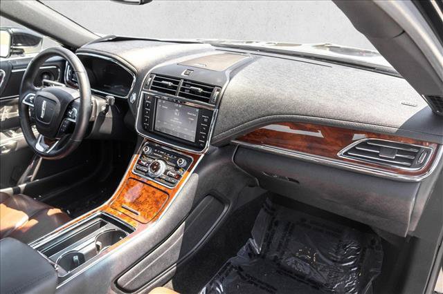 Used 2020 Lincoln Continental Reserve AWD/4WD image 27
