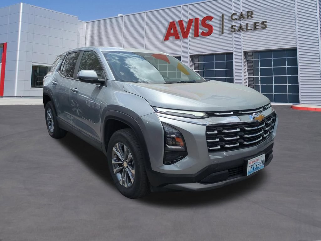 Used 2025 Chevrolet Equinox LT AWD/4WD image 3